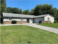 Building Photo - 11020 McDowell Dr