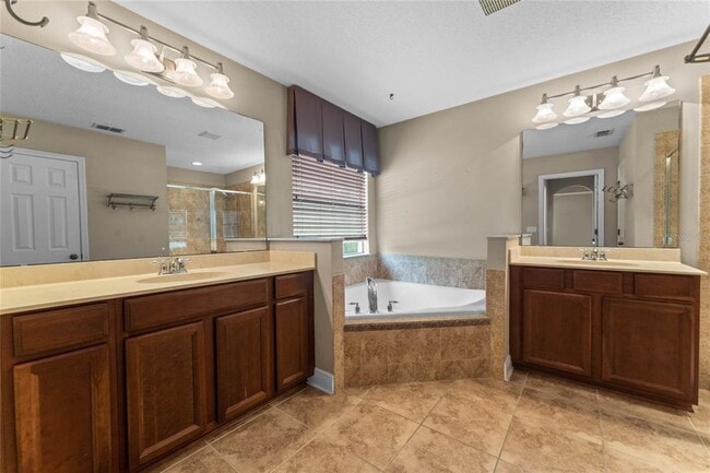 Building Photo - 7059 Winding Lake Cir