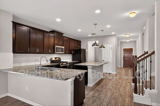 Building Photo - 10426 Rosalina Lp