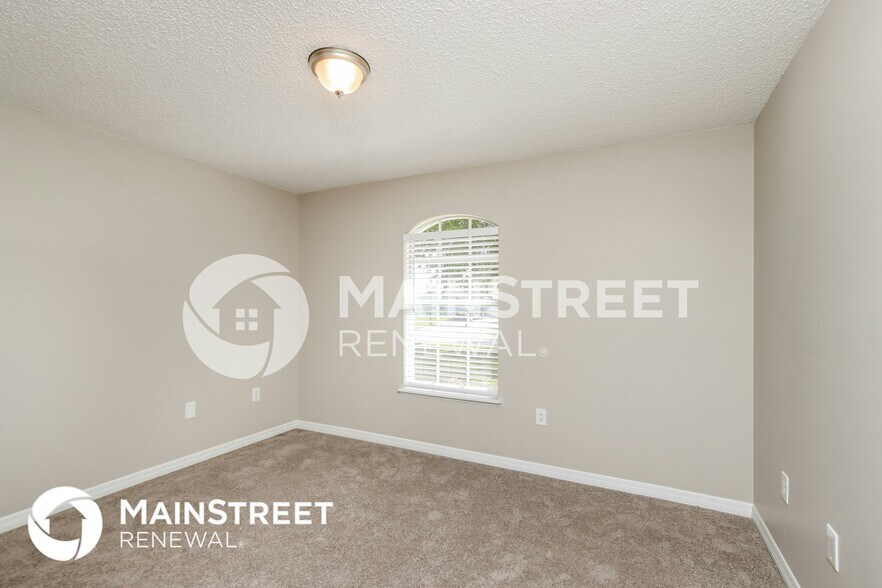Building Photo - 8935 102nd Ct