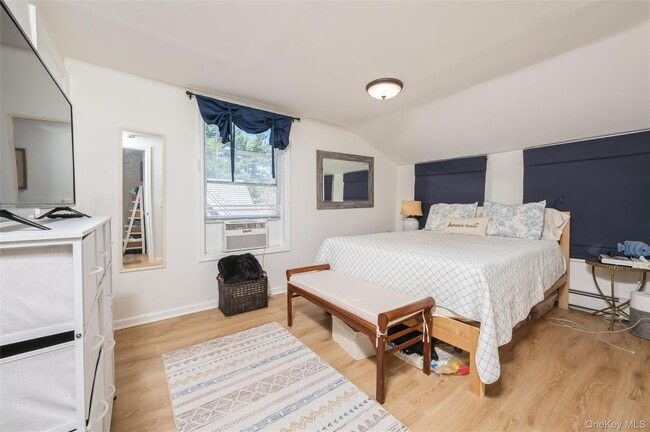 Building Photo - 18 S Washington Ave