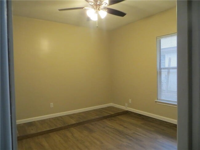 Building Photo - 11921 Tobler Trail