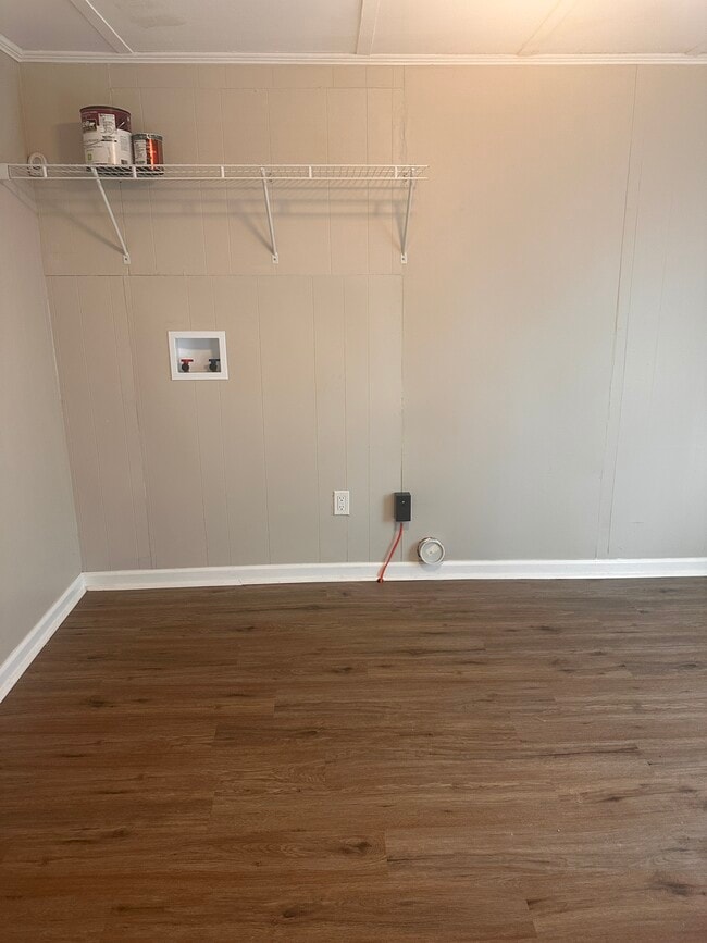 Building Photo - 45 Garden St