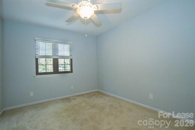 Building Photo - 11722 Carmel Lakes Dr