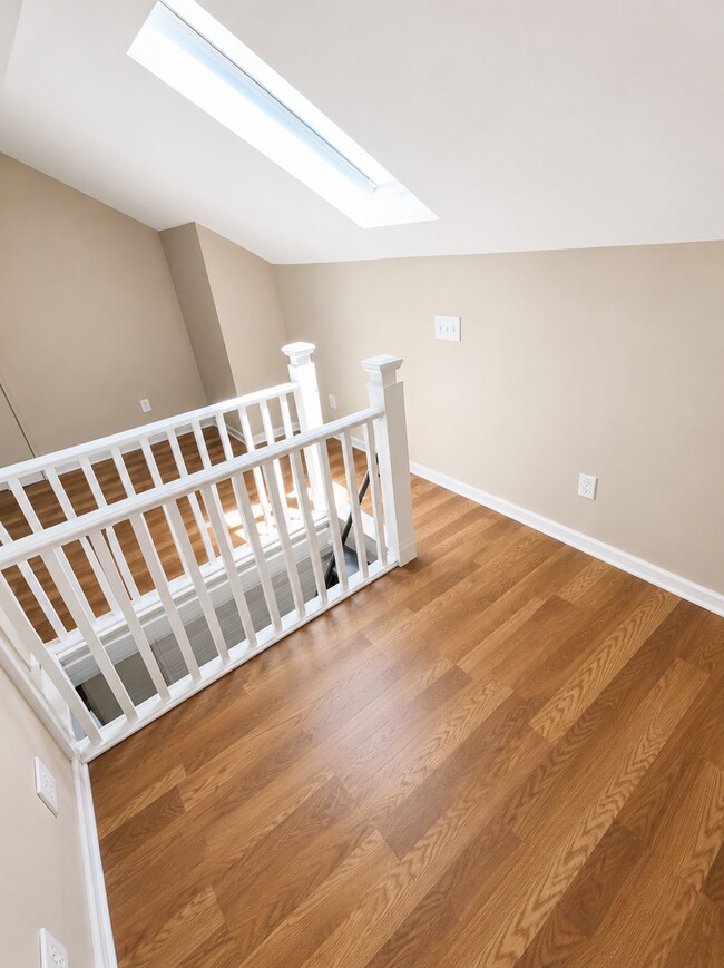 Building Photo - Stylish 2BR/2BA Townhome in Northeast Jackson | Comfort, Convenience & Low-Maintenance Living
