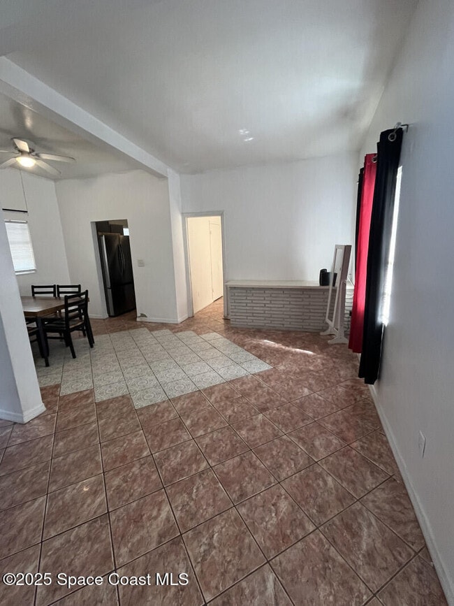 Building Photo - 1159 Bonita Ct NE