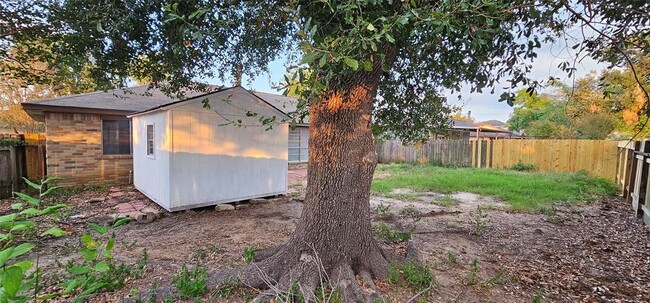 Building Photo - 19327 Cypress Bay Dr