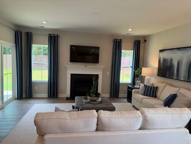 Building Photo - BRAND NEW CONSTRUCTION IN CANTERBROOK FARMS FOUNTAIN INN! 3 BED 2 BATH