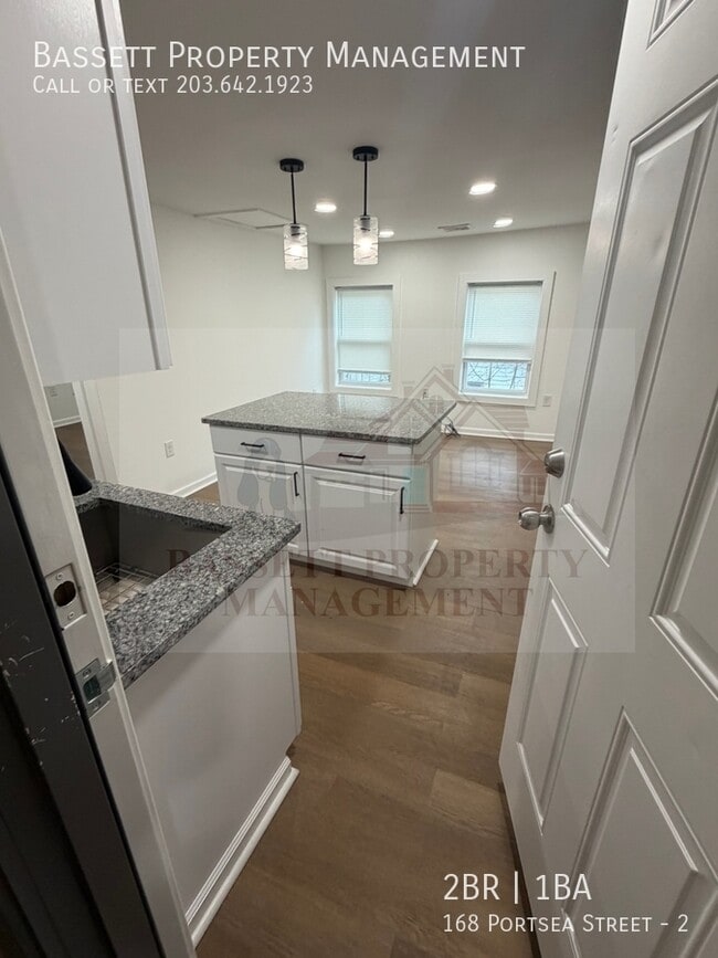 Building Photo - 168 Portsea St