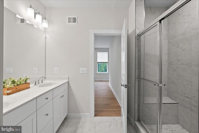 Building Photo - 4128 Legato Rd