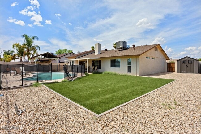 Building Photo - 5401 E Beck Ln