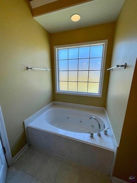 Building Photo - 103 Oros Point