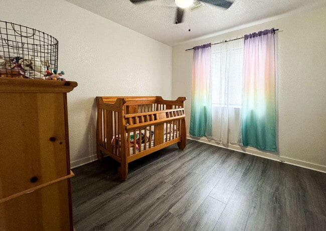 Building Photo - "Charming 3-Bedroom, 2 Bathroom Pool Home in Ocotillo!"