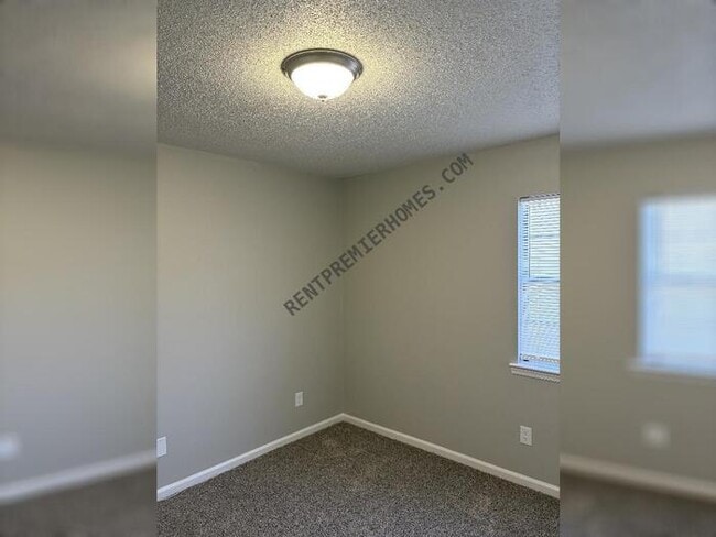 Building Photo - 602 Timber Hill Dr