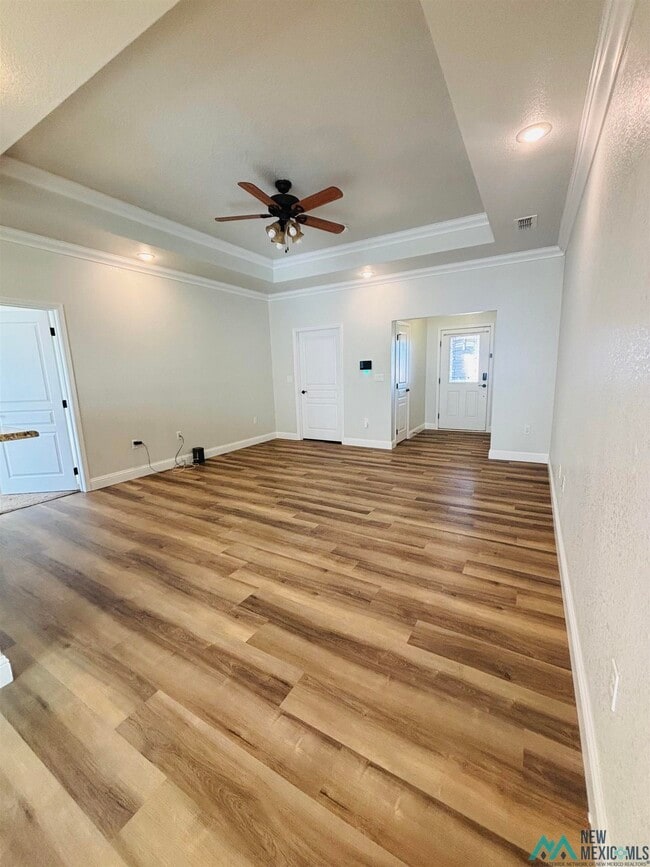 Building Photo - 517 Almond Tree Ln