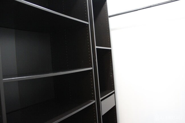 Building Photo - 446 Micali Way
