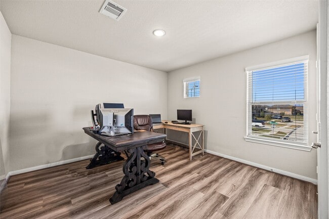 Building Photo - 15910 Jordan Mdw Wy