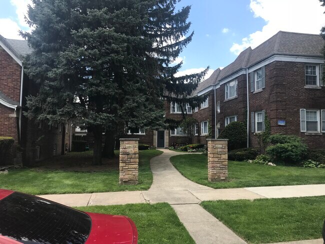 Building Photo - 10518 S Artesian Ave