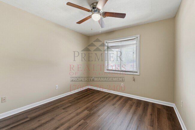 Building Photo - 520 Asa Dr