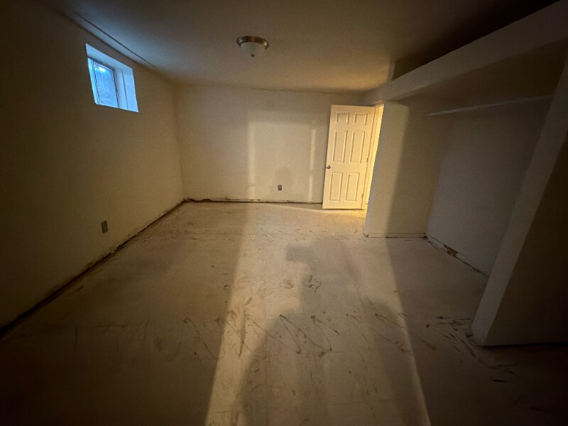 Building Photo - 914 S Del Norte Ave