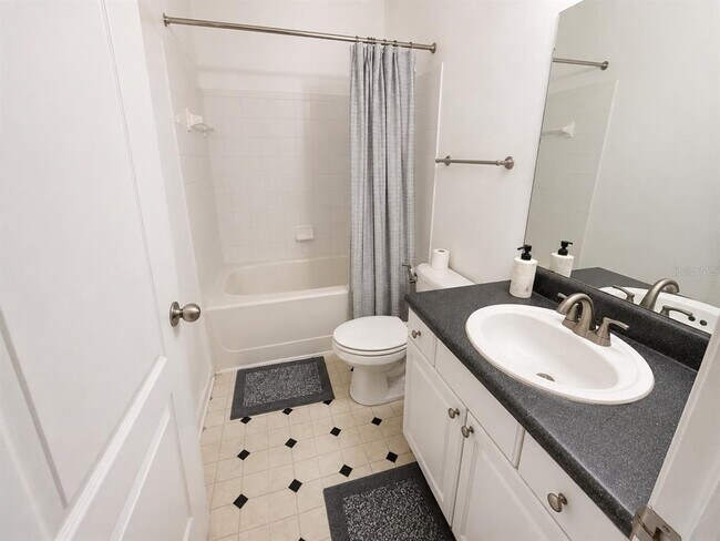 Building Photo - 8848 Villa View Cir