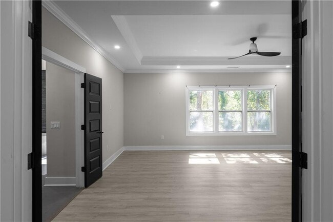 Building Photo - 1331 Diamond Ave SE