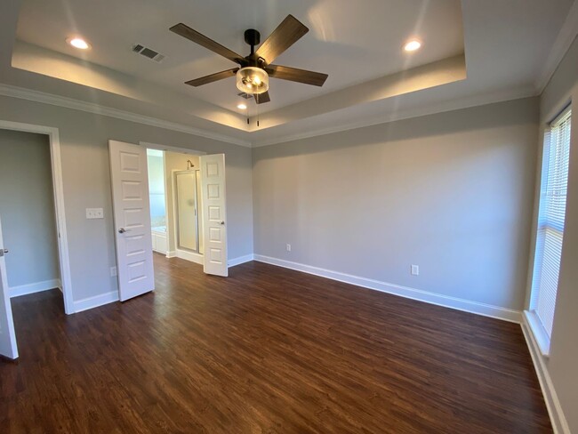 Building Photo - BEAUTIFUL home for rent in Pearl! 3/2 Nice...