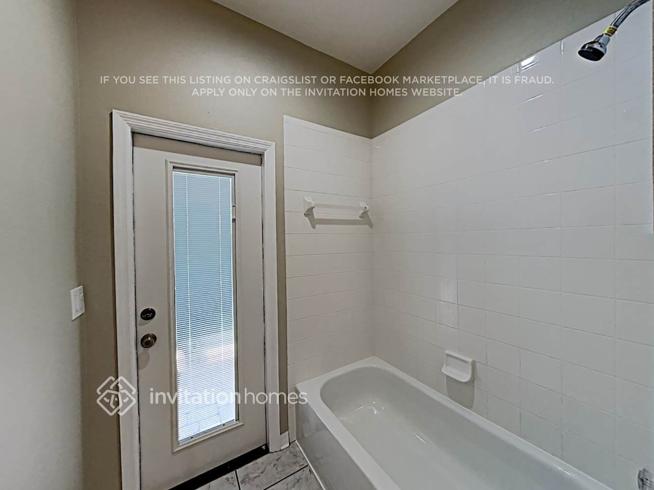 Building Photo - 4617 River Overlook Dr