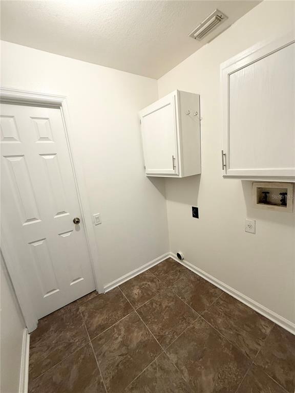 Building Photo - 2360 Coolbrook Ct