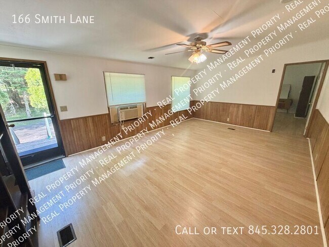 Building Photo - 166 Smith Ln