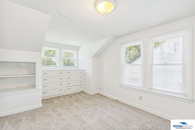Building Photo - 3 bedroom 1 bath home