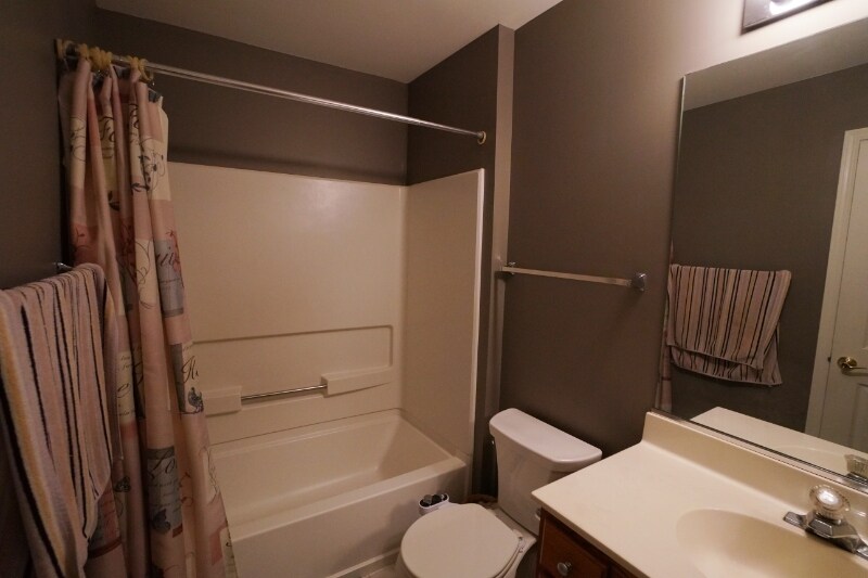 Building Photo - 863 Havenshire Rd