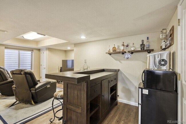 Building Photo - 21032 E Greenwood Pl