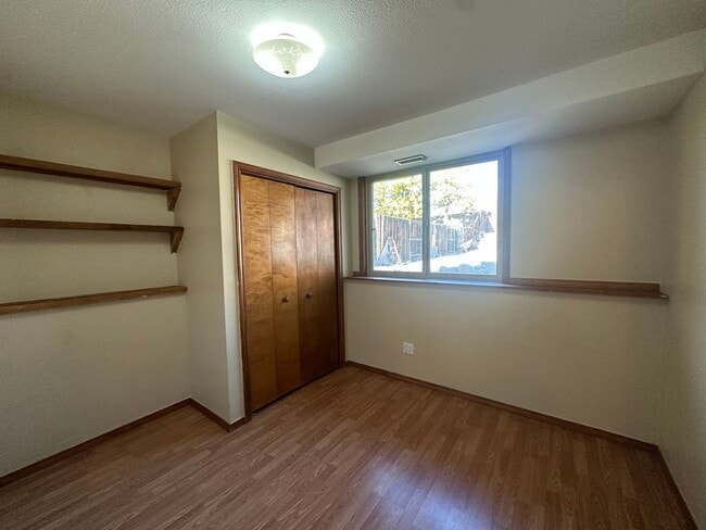 Building Photo - 3 Bedroom 2 Bathroom Home available to rent in Farmington