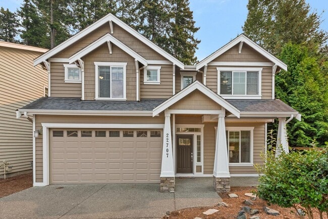 Building Photo - Updated 4 bedroom house on quite cul-de-sac