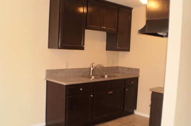 Building Photo - 7823 S Normandie Ave