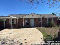 Building Photo - 8816 Oakbrook St