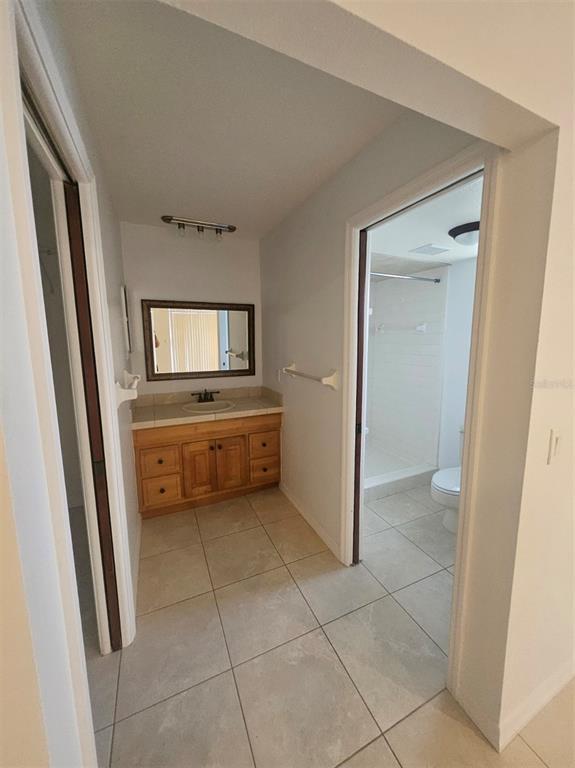 Building Photo - 4420 Palm Dr