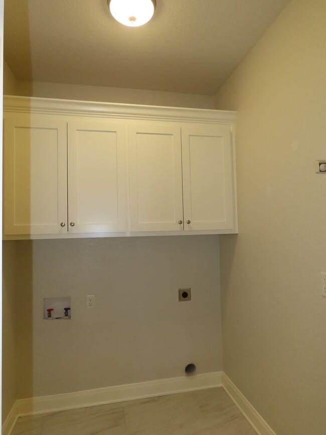 Building Photo - Gorgeous 3 Bedroom, 2 Bath Home in South Tyler! Tyler ISD: Jack Elementary