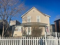 Building Photo - 307 Jerry St