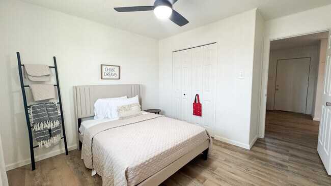 Building Photo - The Graduate Apartments