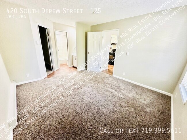 Building Photo - 420 S Depew St