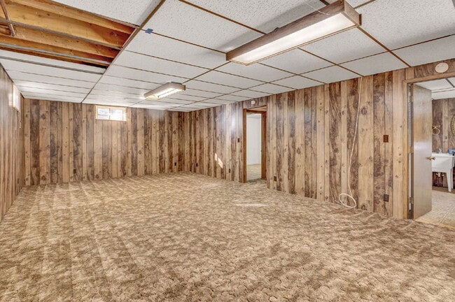 Building Photo - 8563 E Saratoga Pl