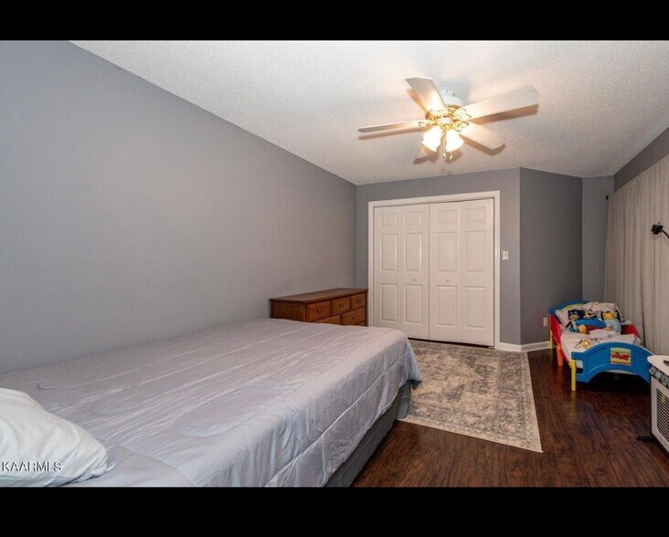 Building Photo - 304 Olympia Dr