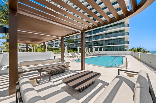 Building Photo - 900 N Ocean Blvd