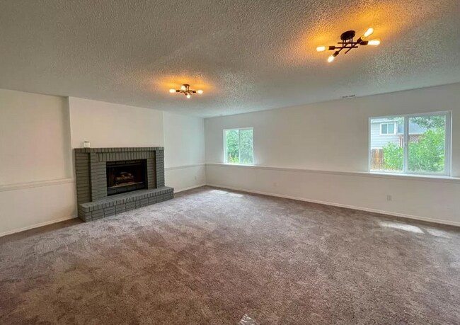 Building Photo - 8310 Turkey Run Dr