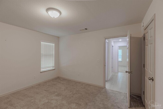 Building Photo - 7 Marine Dr