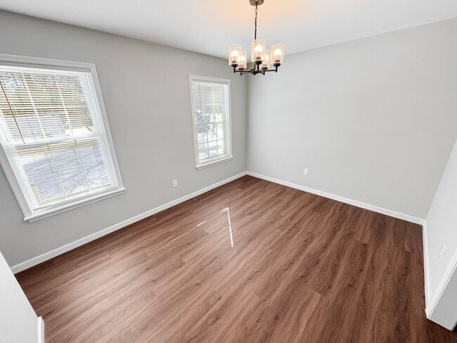 Building Photo - Modern 3 Bedroom Home in Ashland