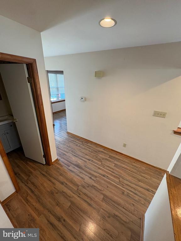 Building Photo - 8 Partridge Ct