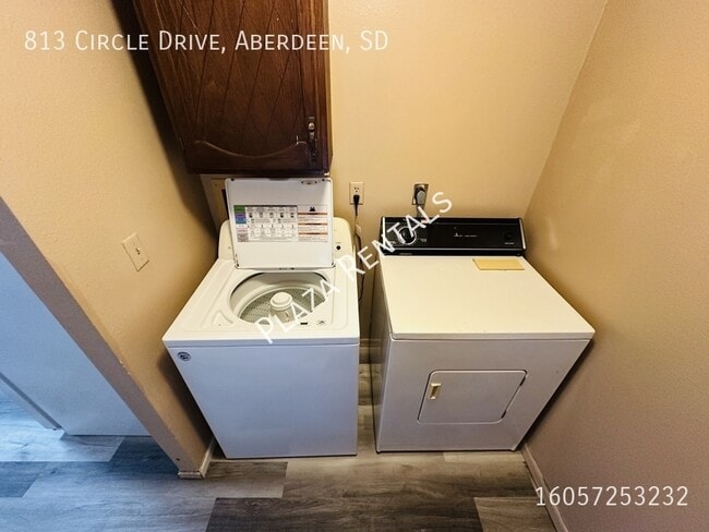 Building Photo - 202 N Washington St